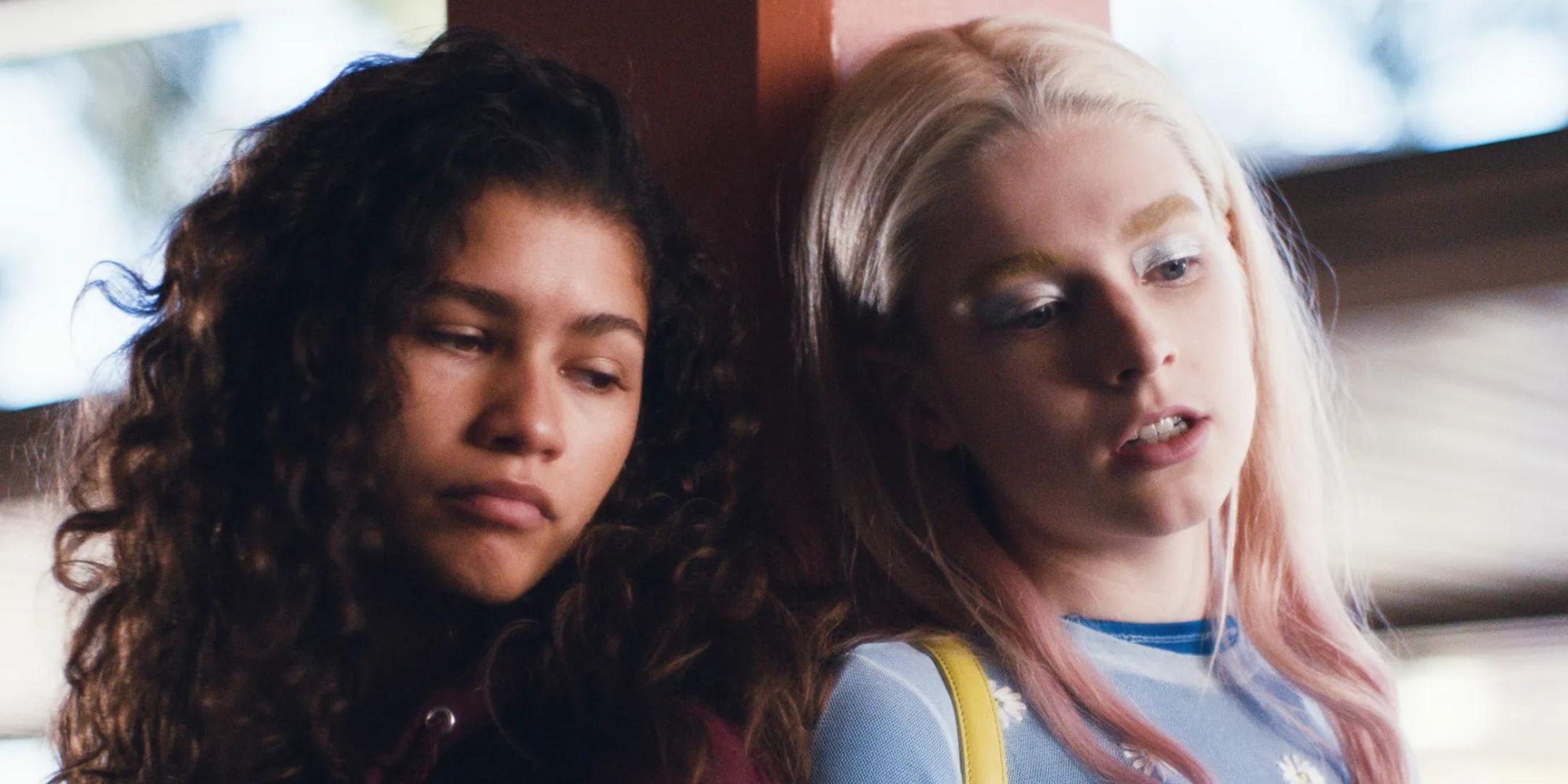 Ryu and Cassie from Euphoria sit together