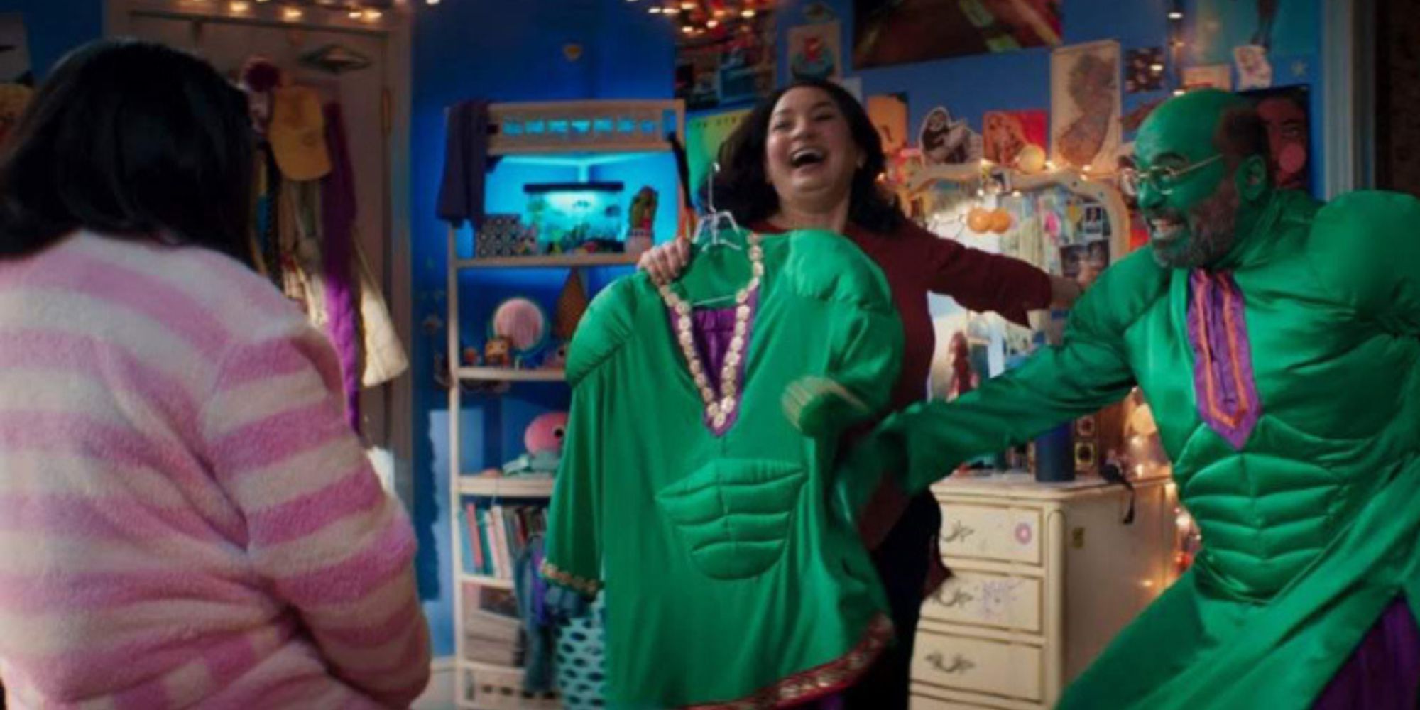 Kamala's family dress up as Ms. Marvel superheroes.