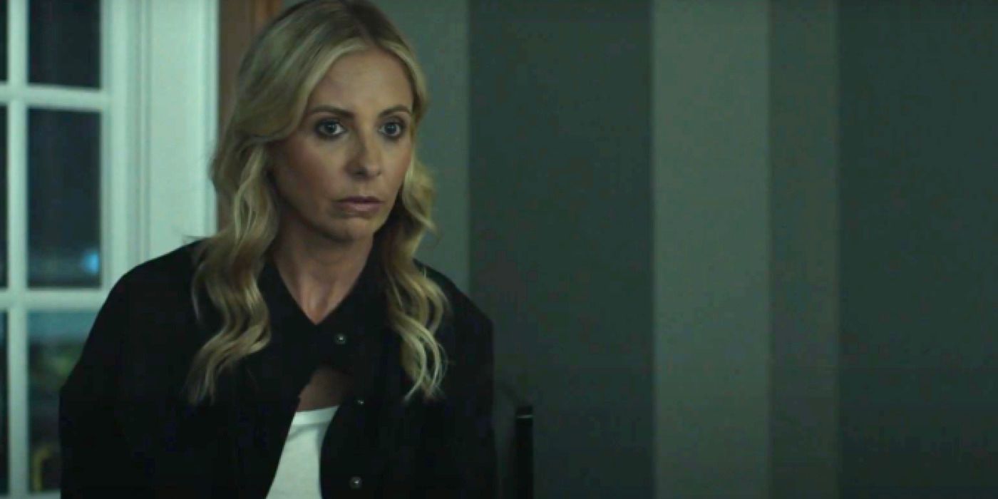 Sarah Michelle Gellar as Christine Ramsey in Wolf Pack