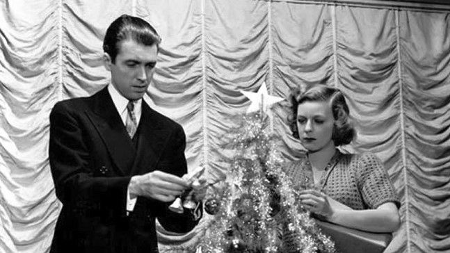 SHOP-AROUND THE CORNER-Christmas