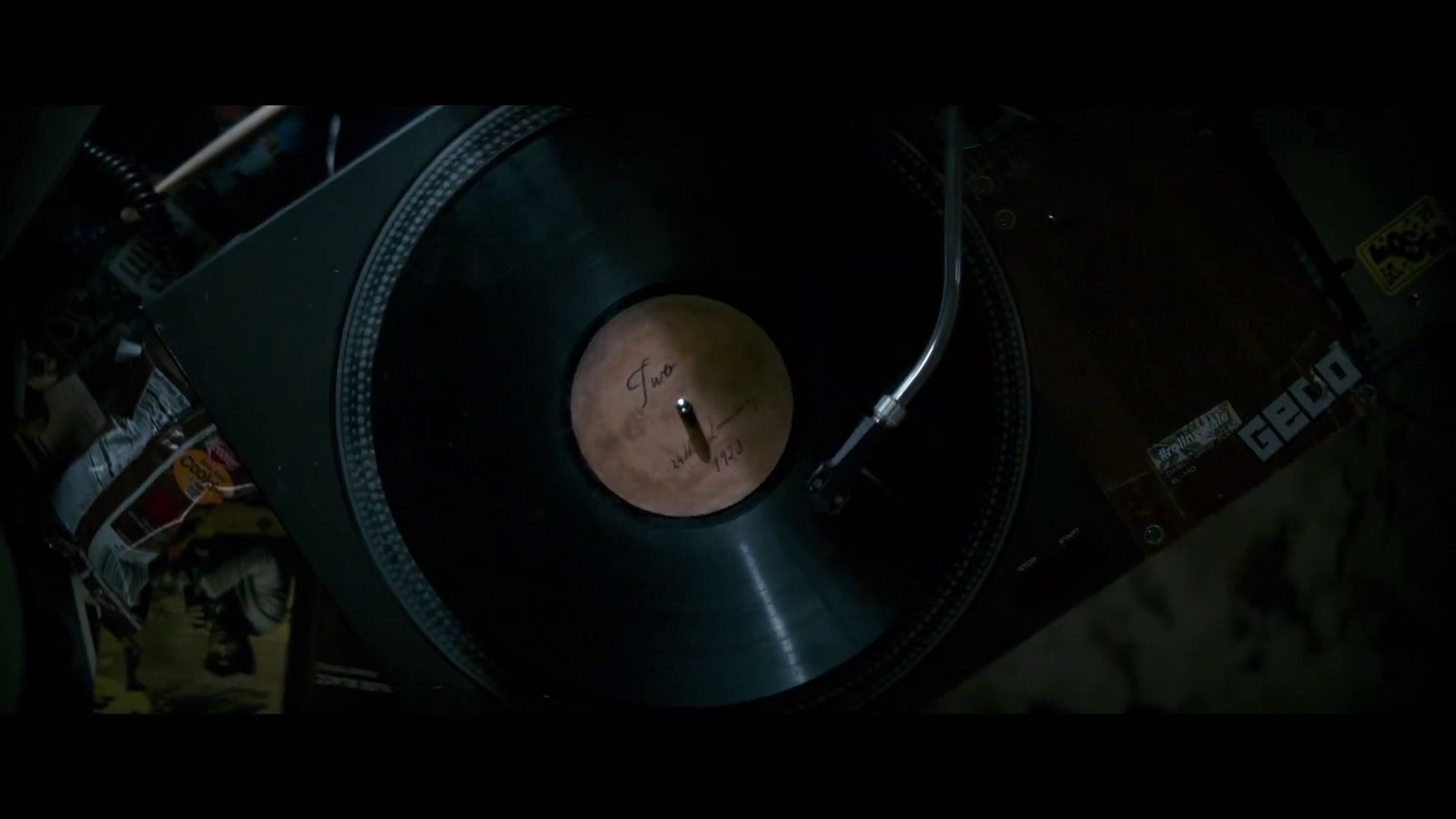 Evil-Dead-Rise-trailer(5)