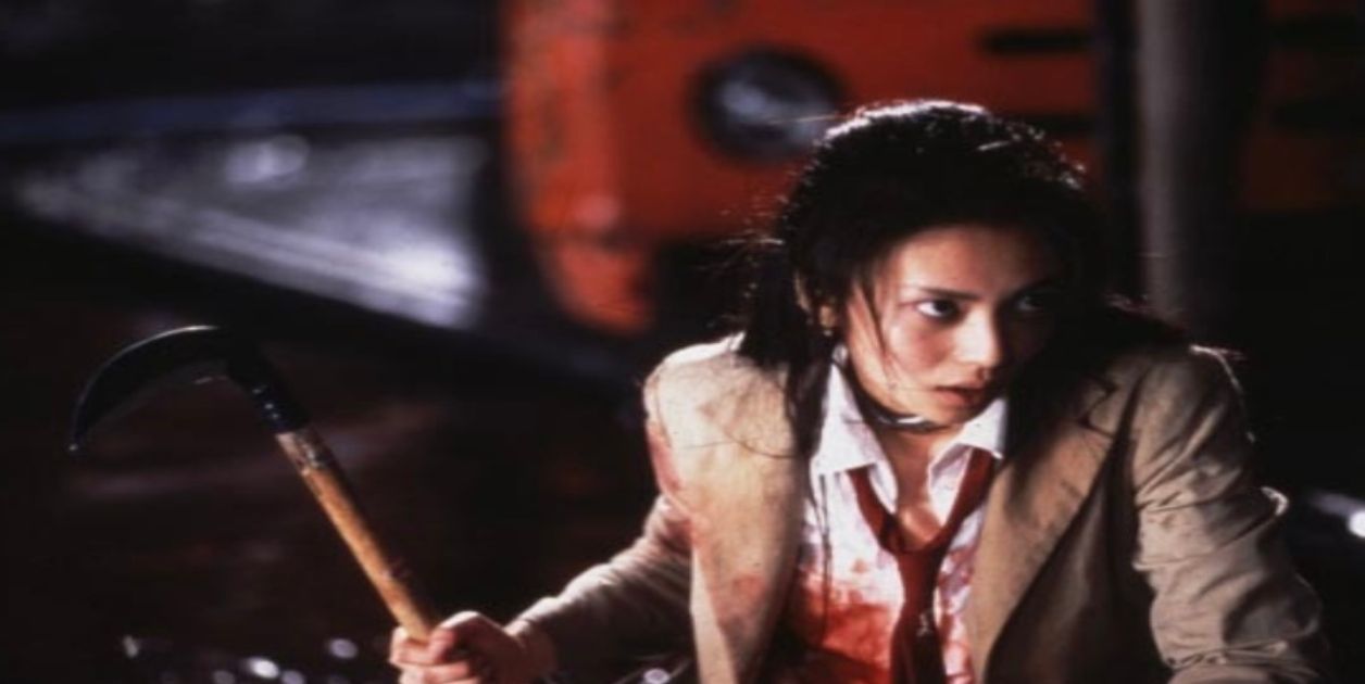 Ko Shibasaki as Mitsuko in her last fight in Battle Royale (2000)