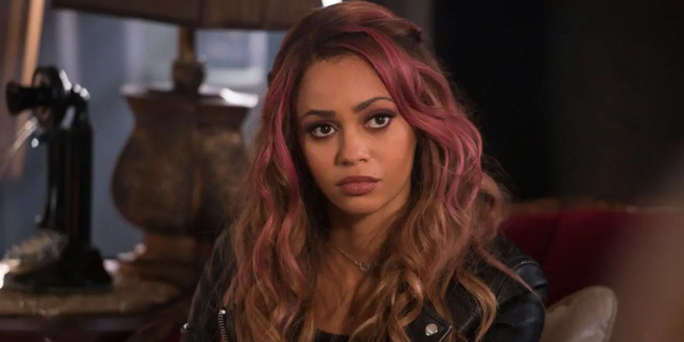 riverdale-tony-topaz