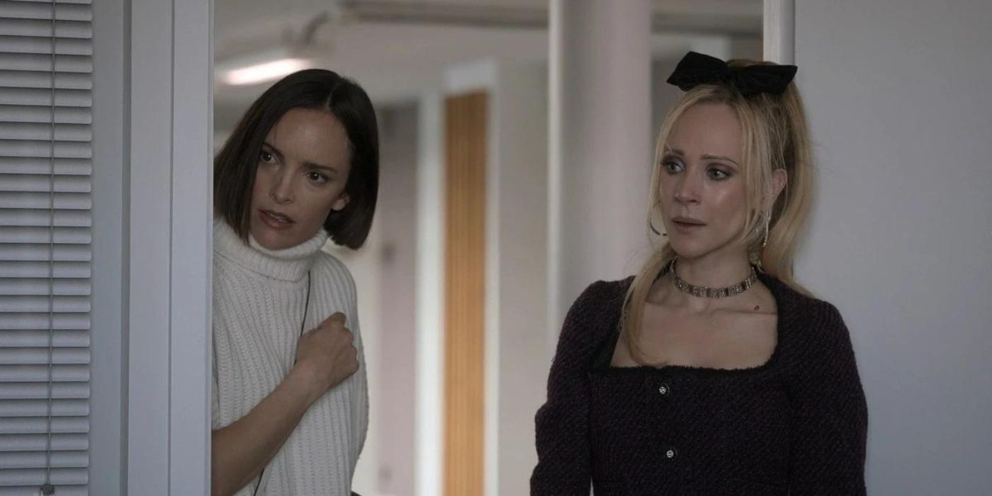 Juno Temple as Keely and Jodi Balfour as Jack in Season 3 of Ted Lasso