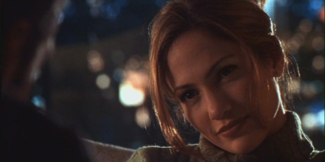 Jennifer Lopez smiles in Out of Sight